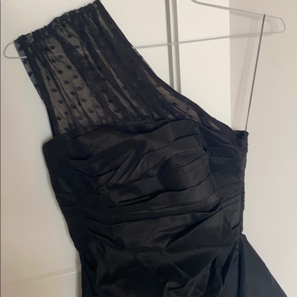MAGGY LONDON one shoulder dress
